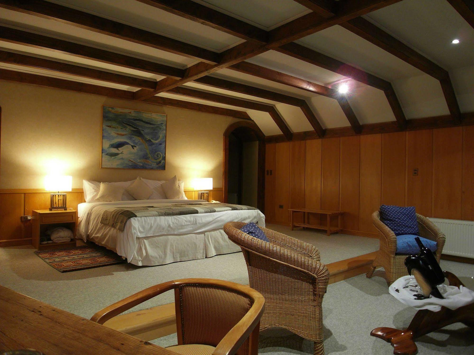 Puyuhuapi Lodge & Spa Exterior photo