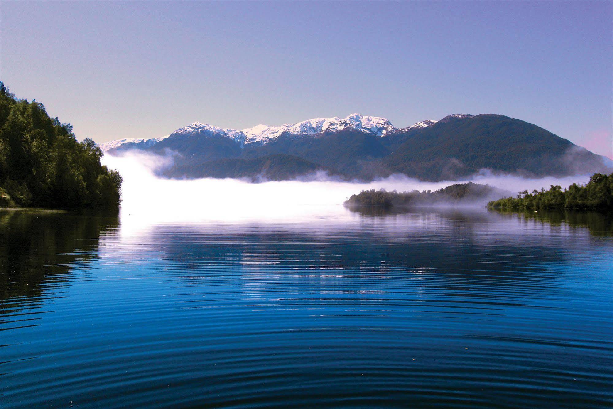 Puyuhuapi Lodge & Spa Exterior photo