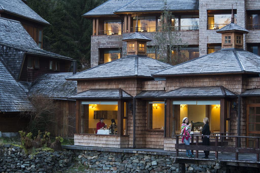 Puyuhuapi Lodge & Spa Exterior photo